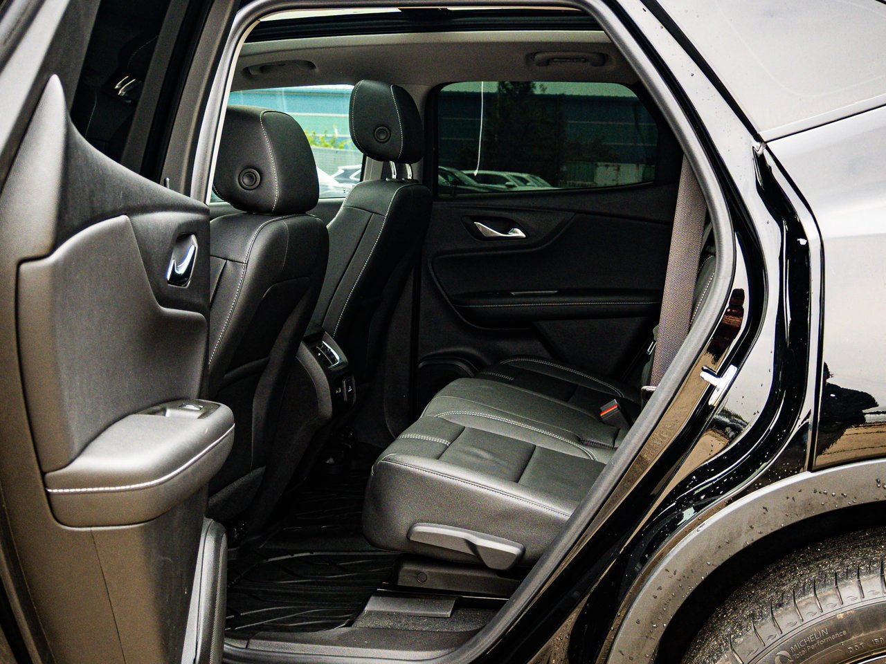 2025 Chevrolet Blazer AWD 4dr True North Black Sherwood Park - photo #31