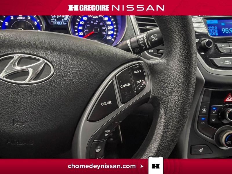 2016 Hyundai Elantra Blue Laval - photo #19