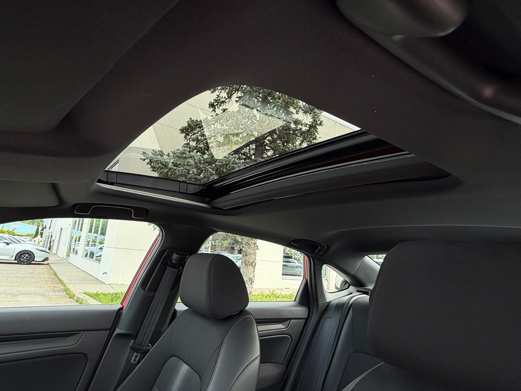 2024 Honda Civic Sedan Sport CVT Red Gatineau - photo #17