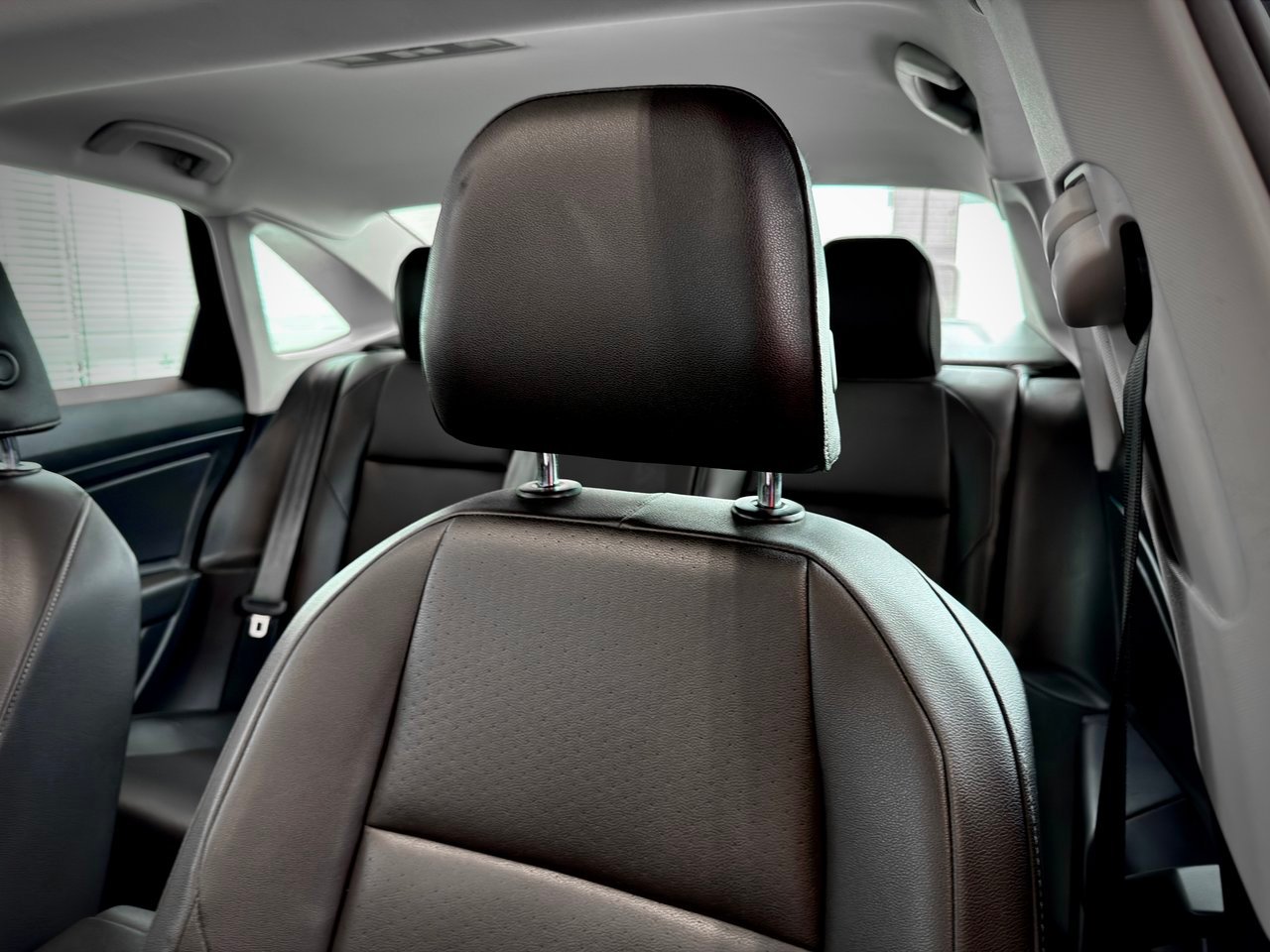 Volkswagen Jetta 2025 Gris Notre-Dame-des-Prairies - photo #18