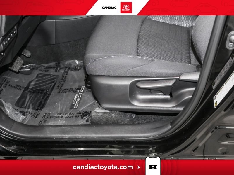 2023 Toyota Corolla Black Laval - photo #16