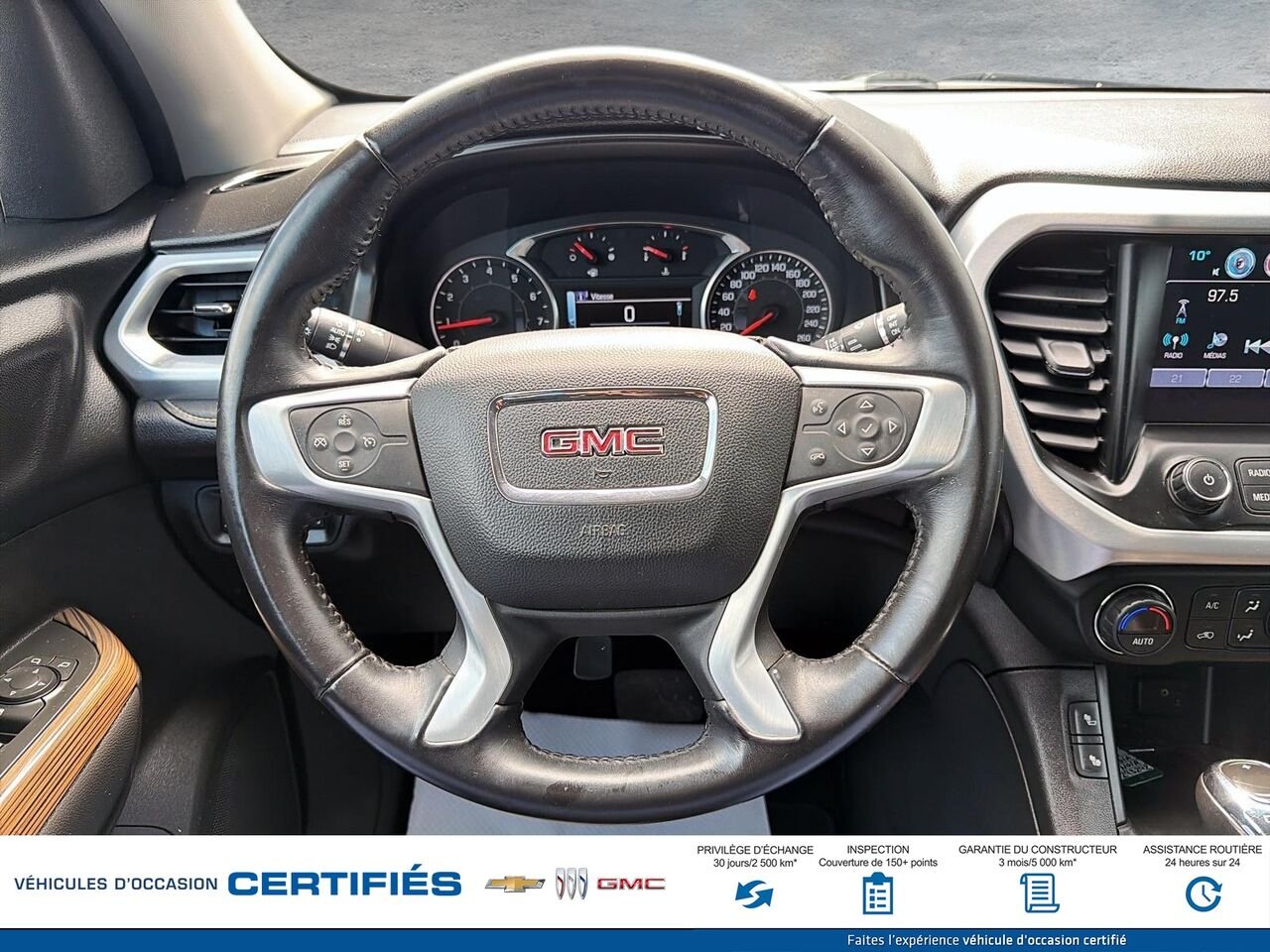 GMC ACADIA SLE 4 portes TA pour SLE-2 2017 Noir Montmagny - photo #10