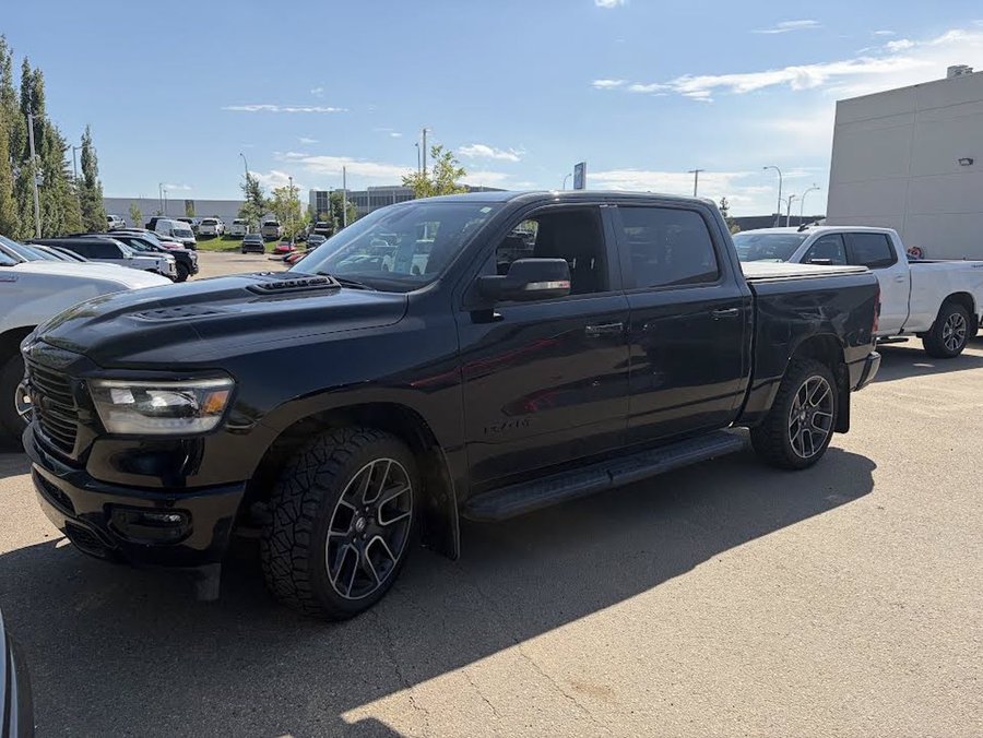 2021 Ram 1500 2021 Black