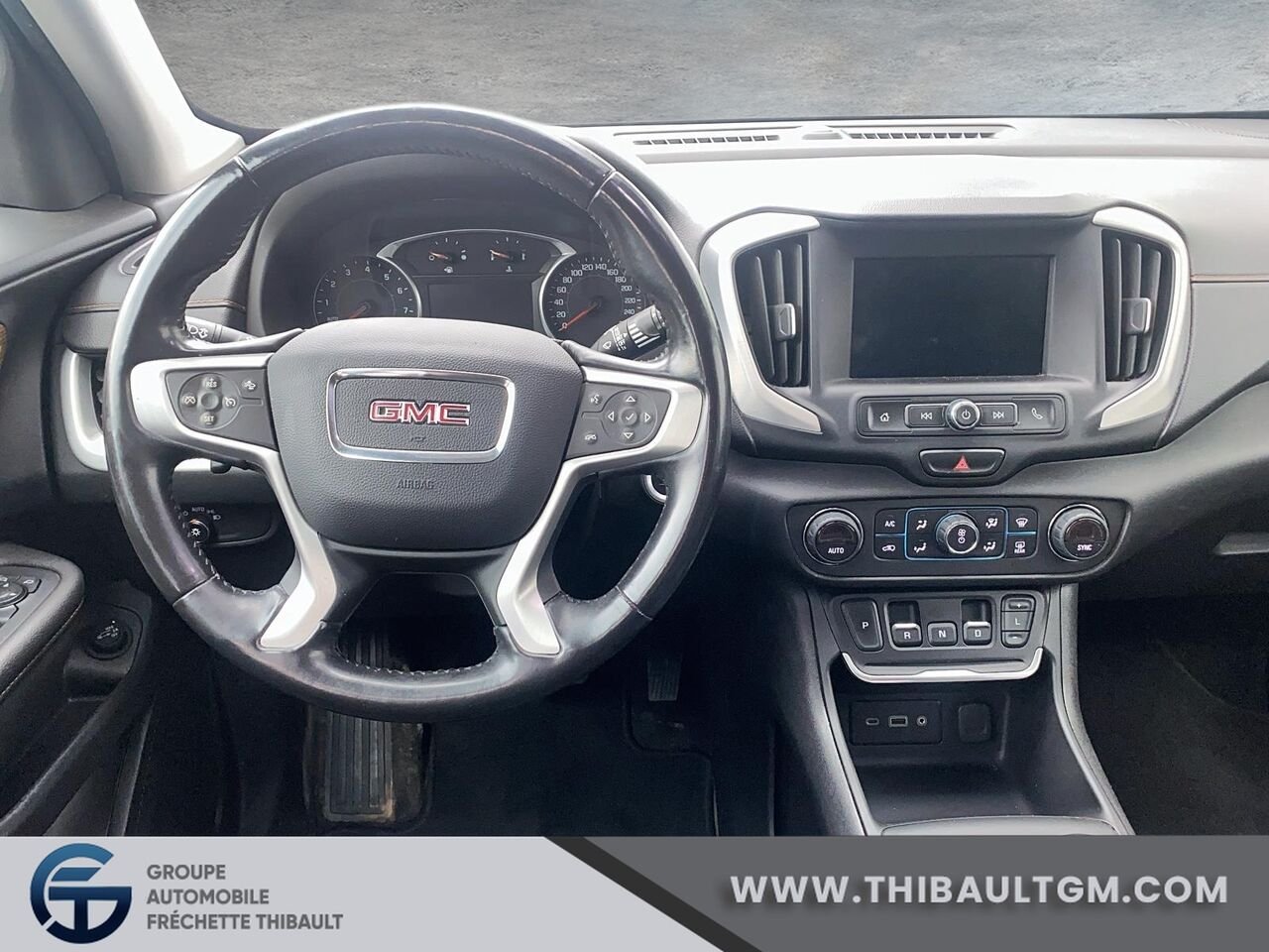 2020 GMC TERRAIN SLE Traction intégrale, 4 portes SLE Grey Montmagny - photo #8