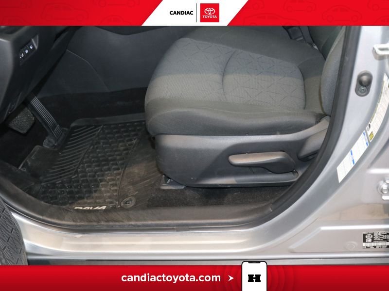 2022 Toyota Rav 4 Silver Laval - photo #16
