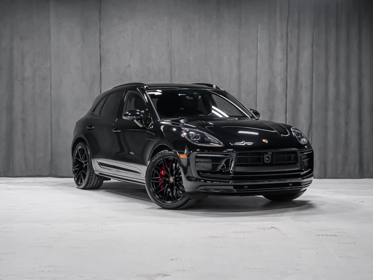 2025 Porsche Macan GTS Black Montreal - photo #1
