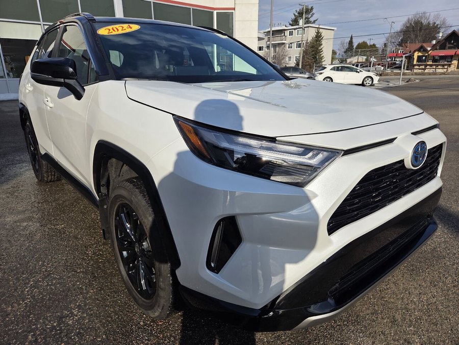 Toyota RAV4 2024 2024 Frisson glacé nacré avec toit noir