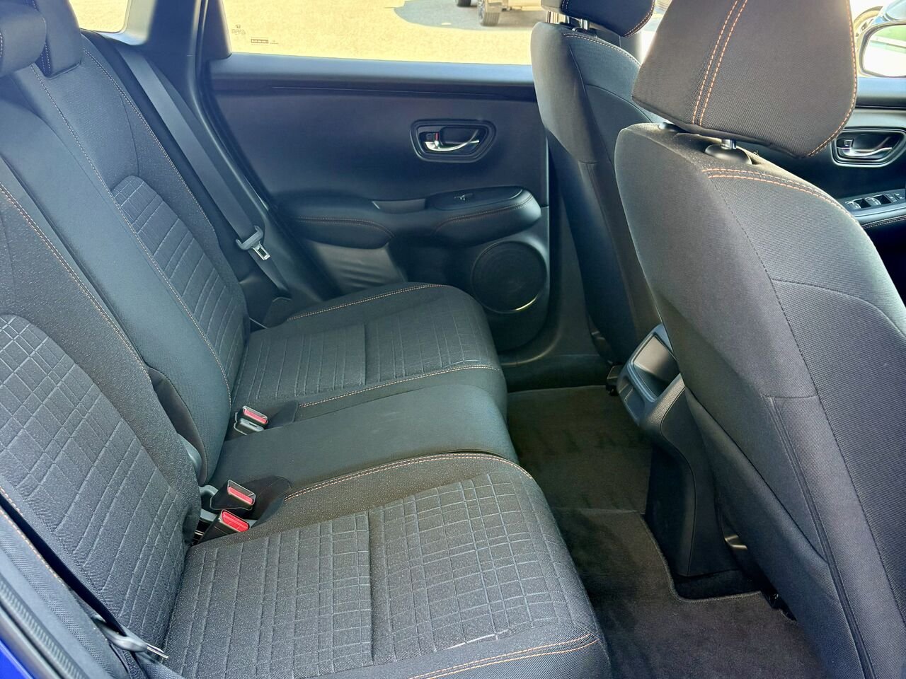 2025 Honda HR-V Blue Mont-Laurier - photo #16