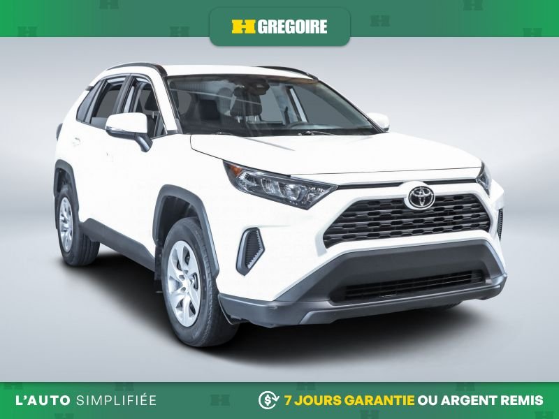 2021 Toyota Rav 4 White Laval - photo #0