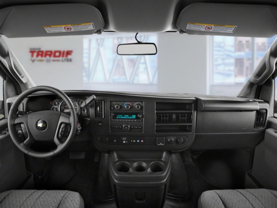 2026 CHEVROLET Express Cargo Van 2026 Summit White