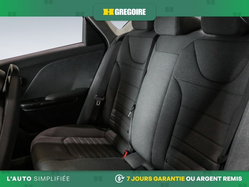 2025 Kia K4 Grey Laval - photo #22