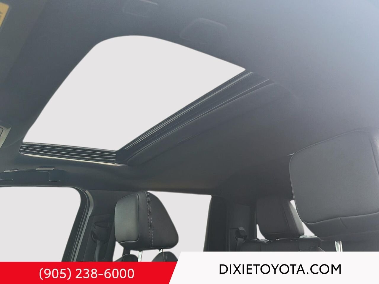 2024 Toyota Tacoma TRD OFFROAD PREMIUM 4WD / HEATED SEATS / LEATHER SURFACE / MOONROOF / ALLOY WHEELS / CARPLAY AND ANDROID AUTO gray Mississauga - photo #10