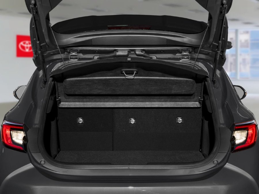 2026 Toyota Corolla Hatchback 2026 Classic Silver Metallic