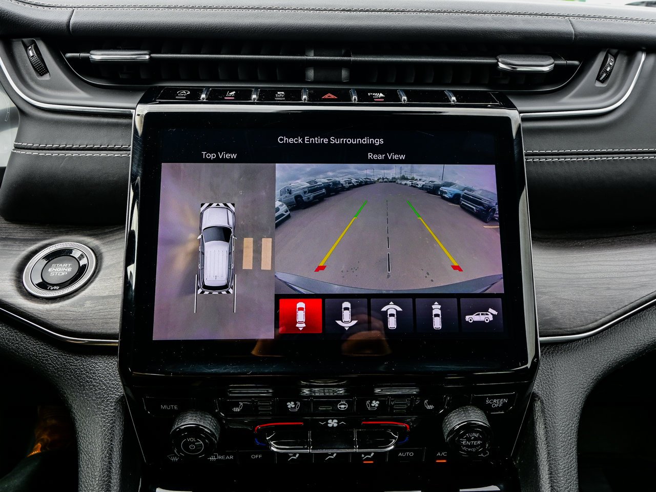 2023 Jeep Grand Cherokee Overland 4x4 Black Sherwood Park - photo #30