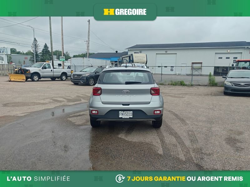 Hyundai Venue 2024 Argent Laval - photo #7