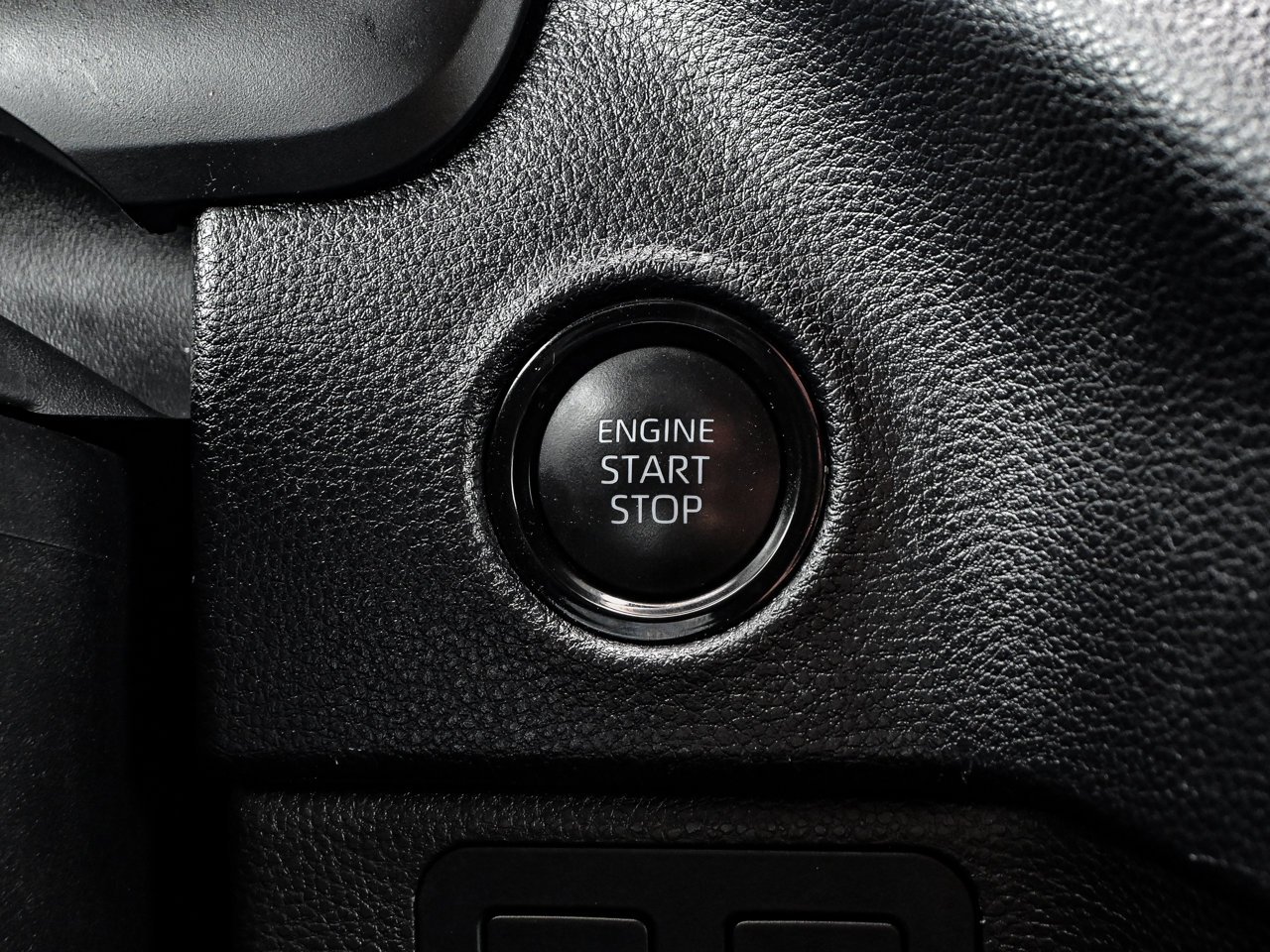 2025 Toyota Tundra 4x4 Crewmax SR Black Sherwood Park - photo #23
