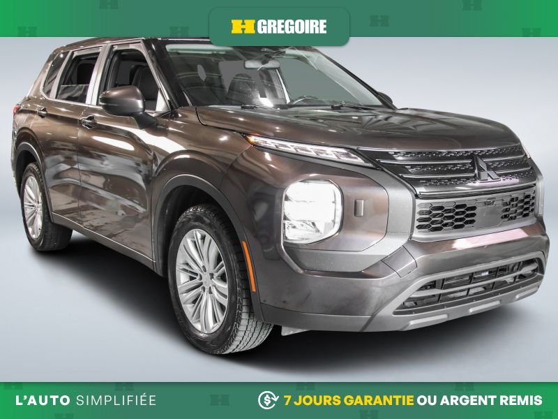 2022 Mitsubishi Outlander Green Laval - photo #0