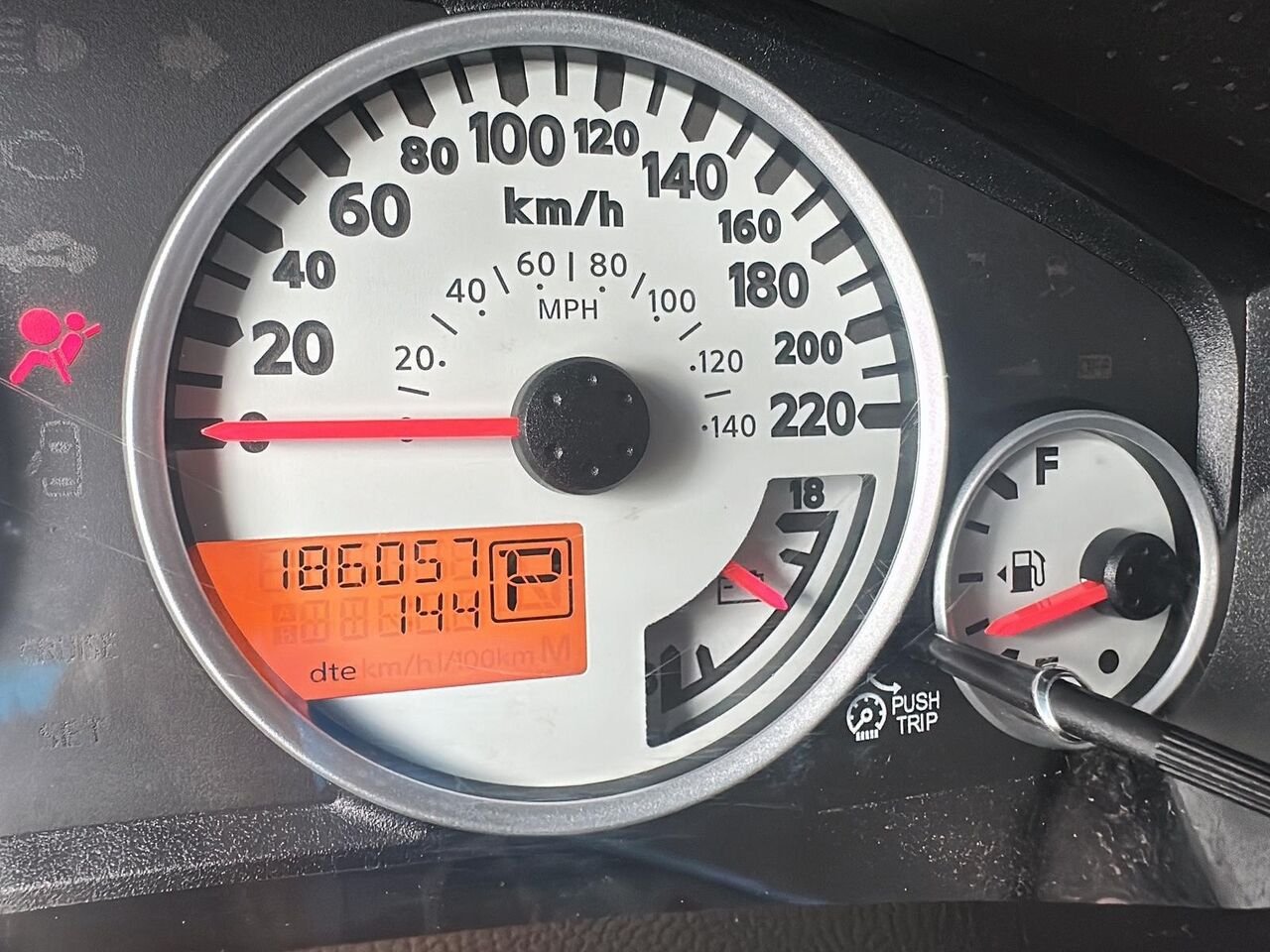 2015 Nissan Frontier Black Rouyn-Noranda - photo #10