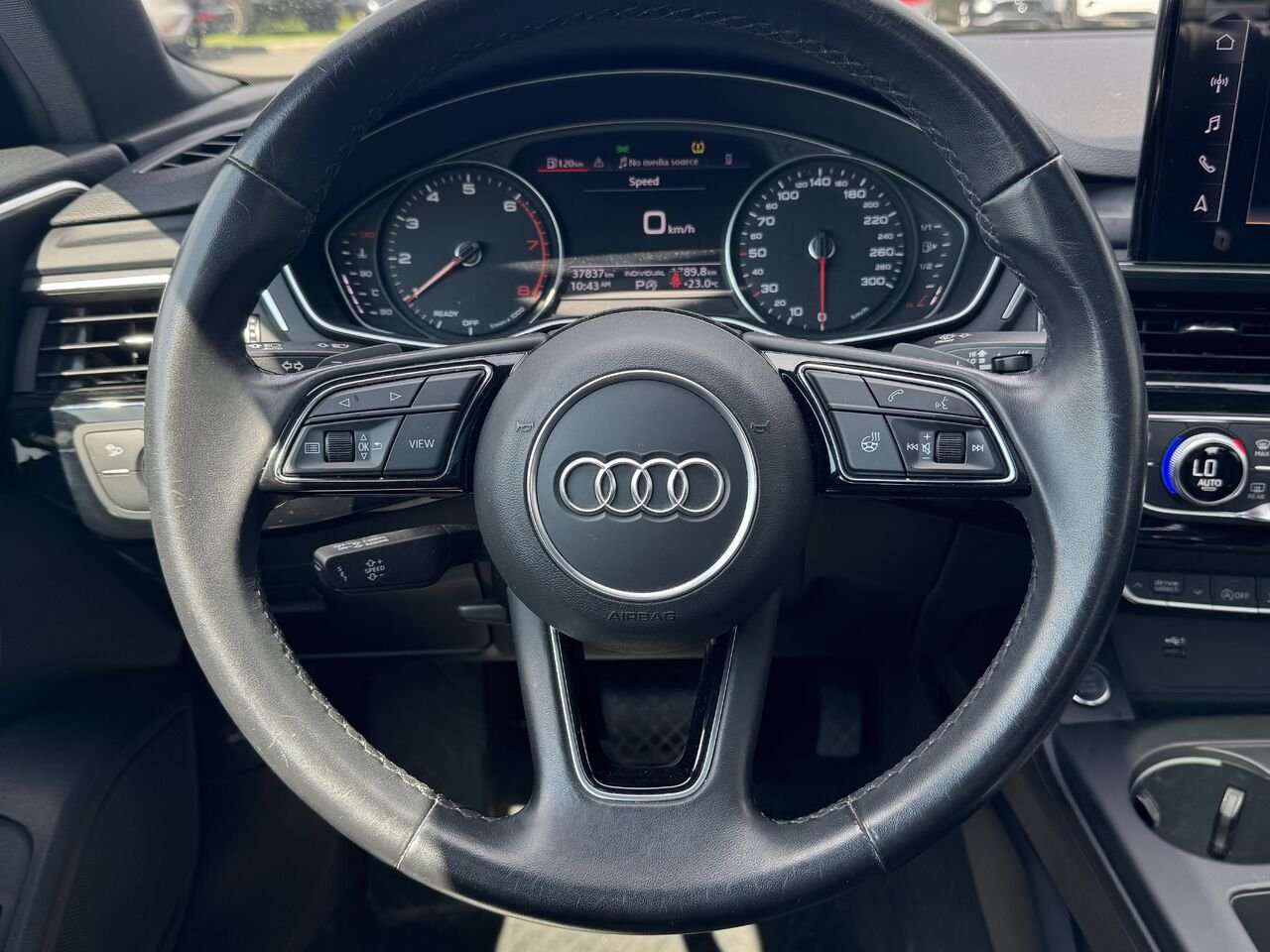 Audi A4 Black Optic 2023 Noir Granby - photo #16