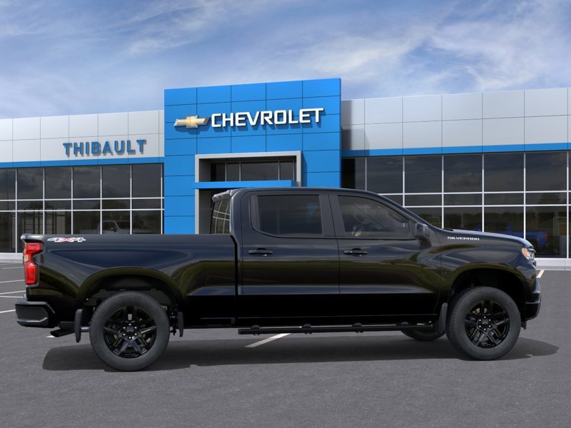 CHEVROLET SILVERADO 1500 RST cabine multiplace 4RM 157 po 2026 Noir Sherbrooke - photo #4