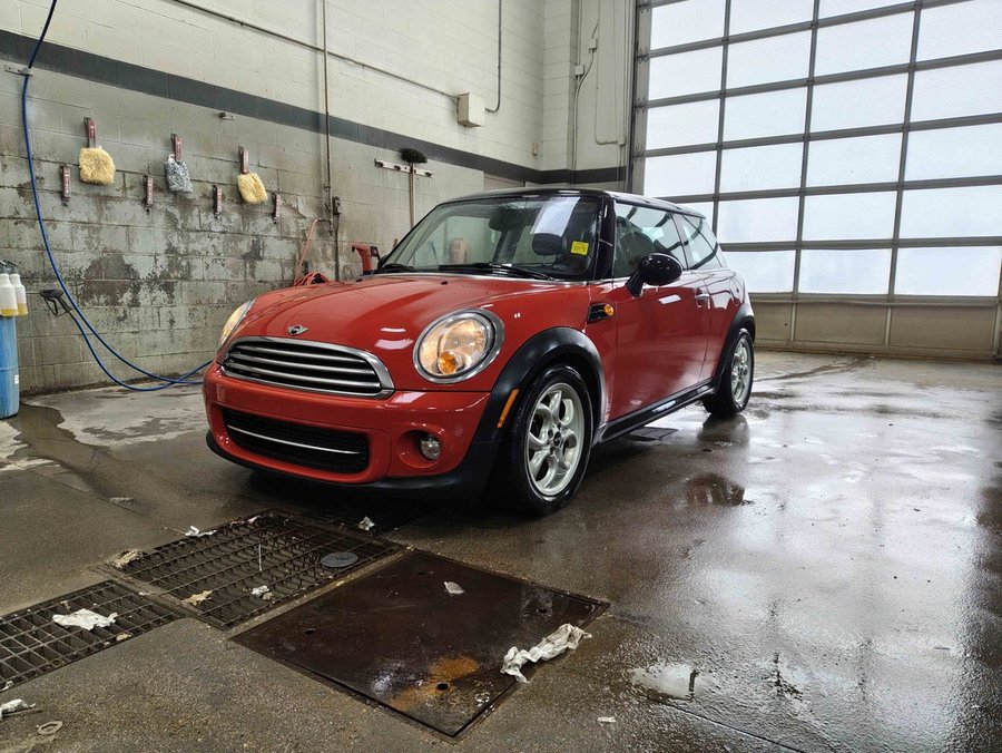 2013 MINI Cooper Hardtop 2013 Red