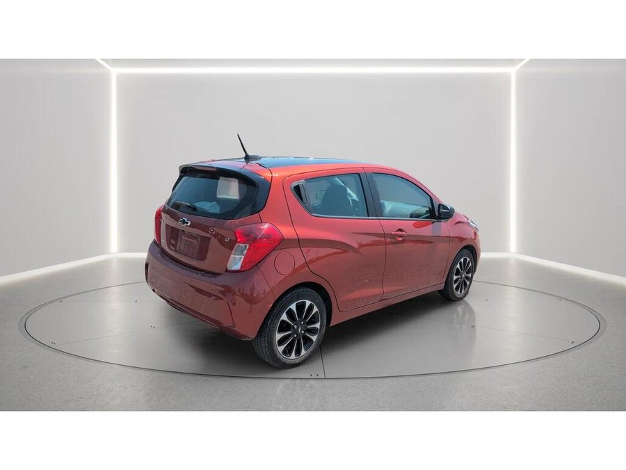 2021 Chevrolet Spark 2021 Orange