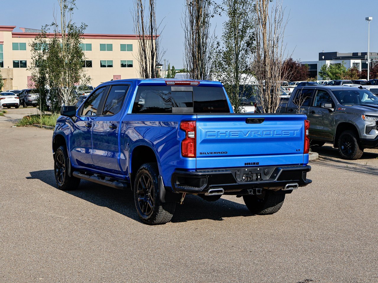 2025 Chevrolet Silverado 1500 4WD Crew Cab 147 LT Trail Boss Blue Sherwood Park - photo #10