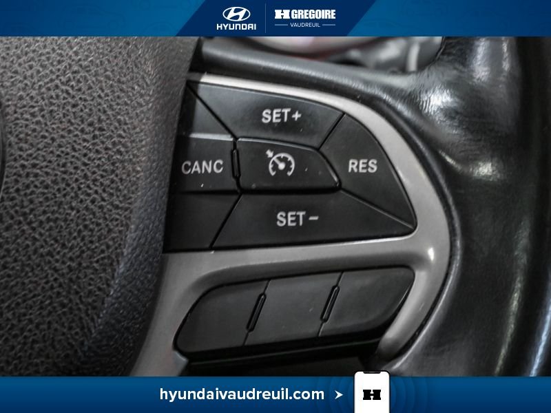 2016 Jeep Cherokee Black Laval - photo #23
