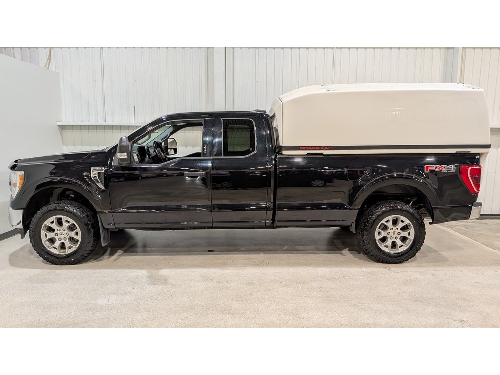 2022 Ford F-150 XLT 4WD SuperCab 6.5' Box Black Val-David - photo #4