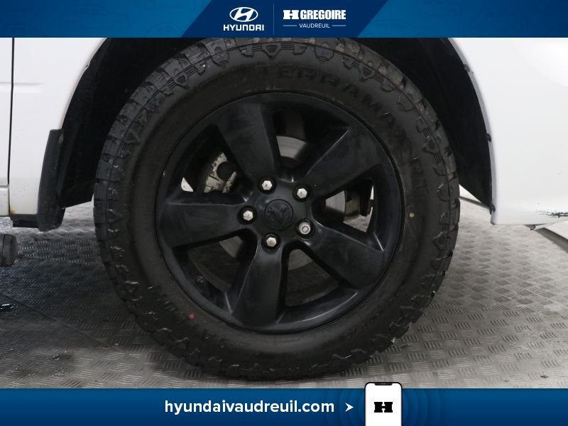Dodge Ram YA857 | Express 4x4 Quad Cab 6'4" Box *Ltd Avail* 2018 Blanc Laval - photo #30