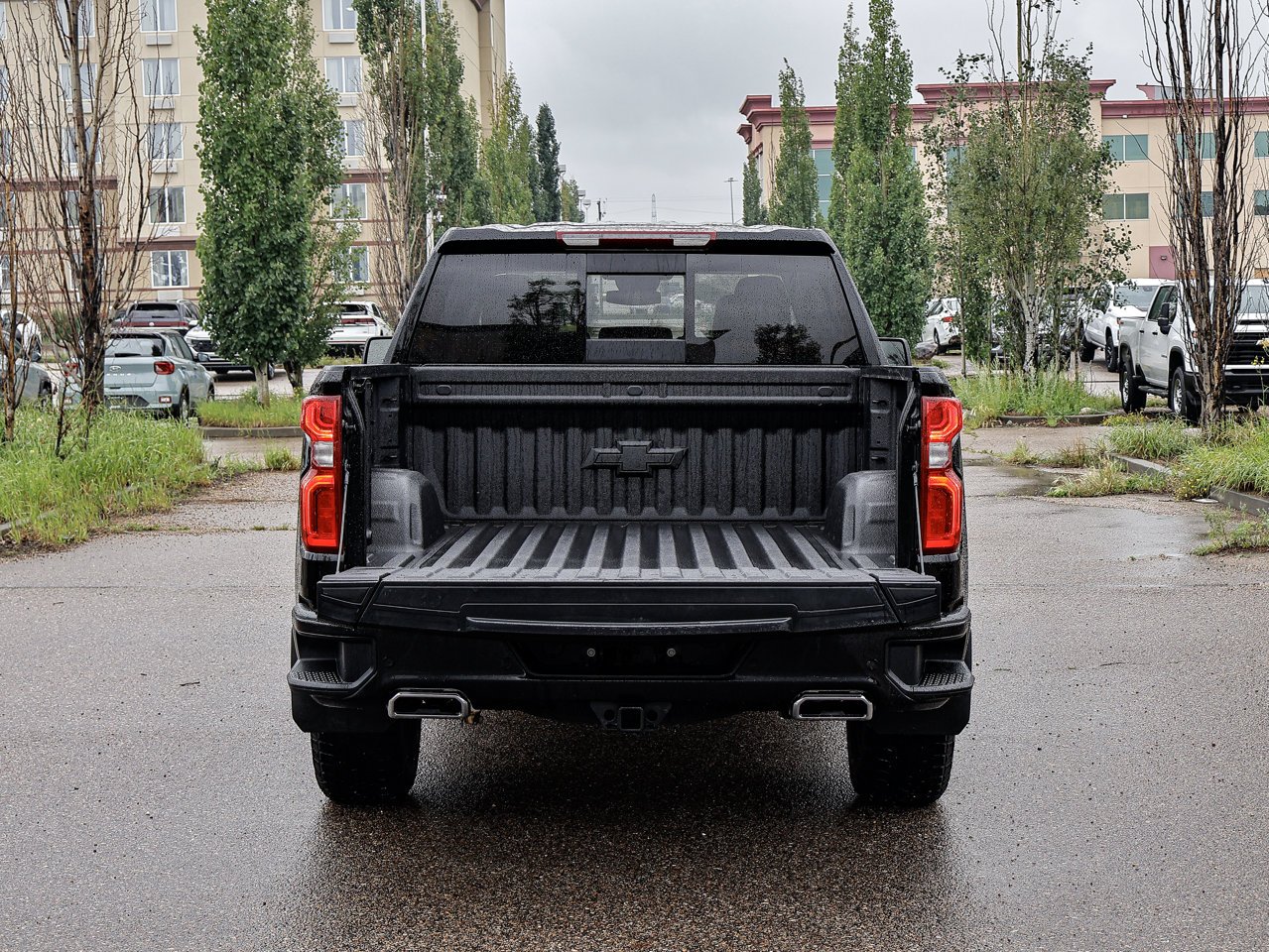 2024 Chevrolet Silverado 1500 4WD Crew Cab 147 RST Black Sherwood Park - photo #14