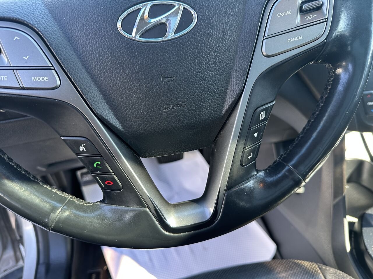 HYUNDAI SANTA FE SE Limited 6 places 4 portes TI 2017 Argent Gatineau - photo #9