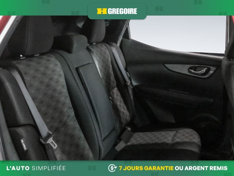 2021 Nissan Qashqai Red Laval - photo #27