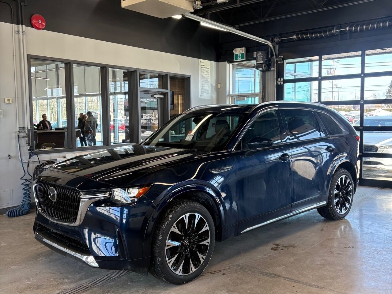 2026 MAZDA CX-90 MHEV Signature TI Deep Crystal Blue Mica Châteauguay - photo #2