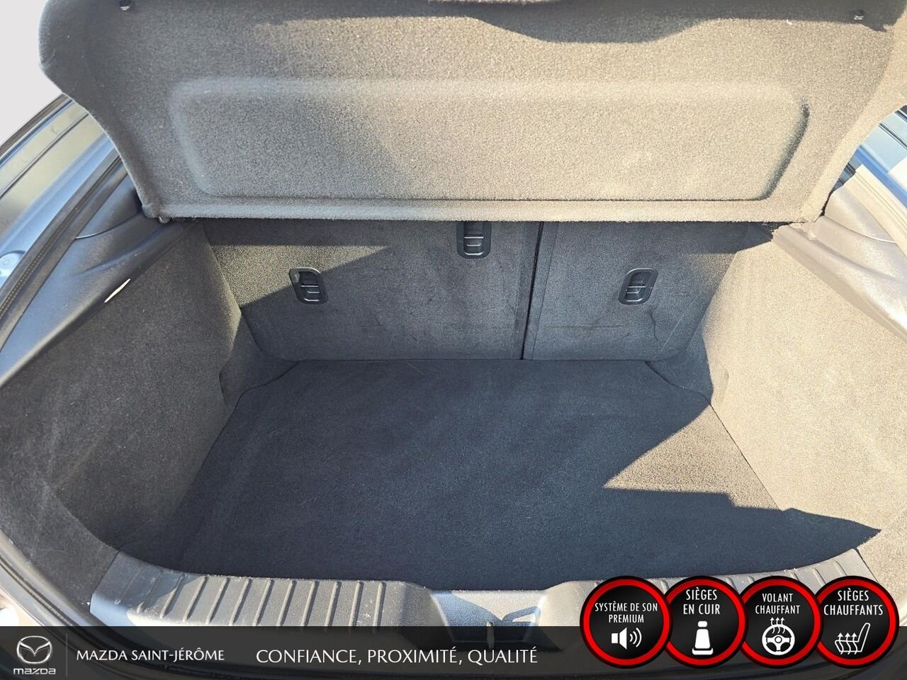 Mazda Mazda3 Sport 2023 Gris Ste-Agathe des Monts - photo #22