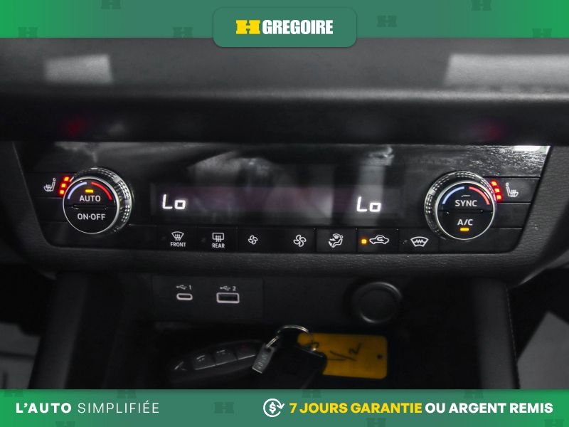 2022 Mitsubishi Outlander Green Laval - photo #19
