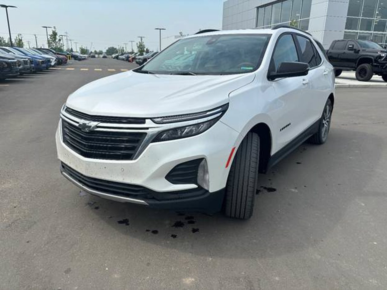 2022 Chevrolet Equinox AWD 4dr LT w/1LT White Sherwood Park - photo #3