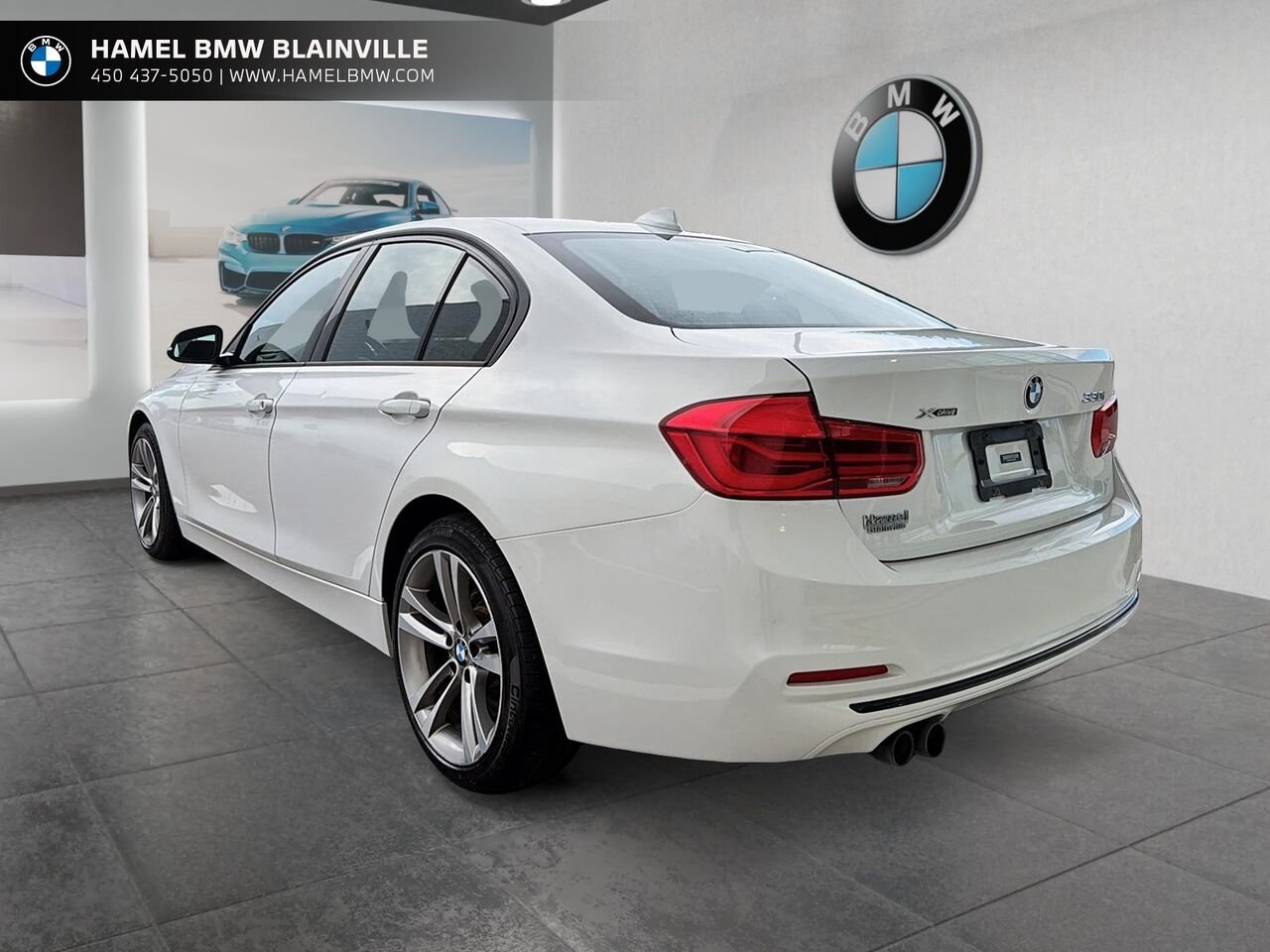 BMW Série 3 330i xDrive berline 2018 Blanc Blainville - photo #3