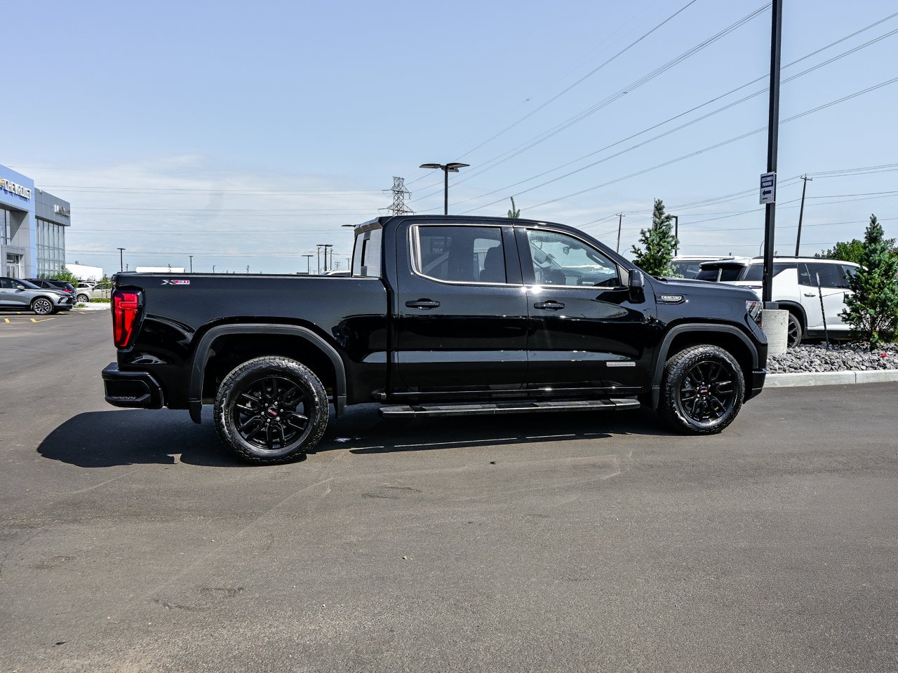 2025 GMC Sierra 1500 4WD Crew Cab 147 Elevation Black Sherwood Park - photo #14