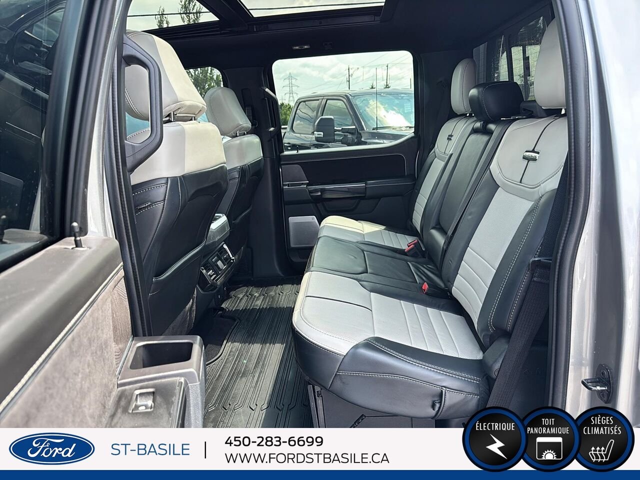 2023 Ford F-150 Lightning Silver Saint-Basile-le-Grand - photo #16