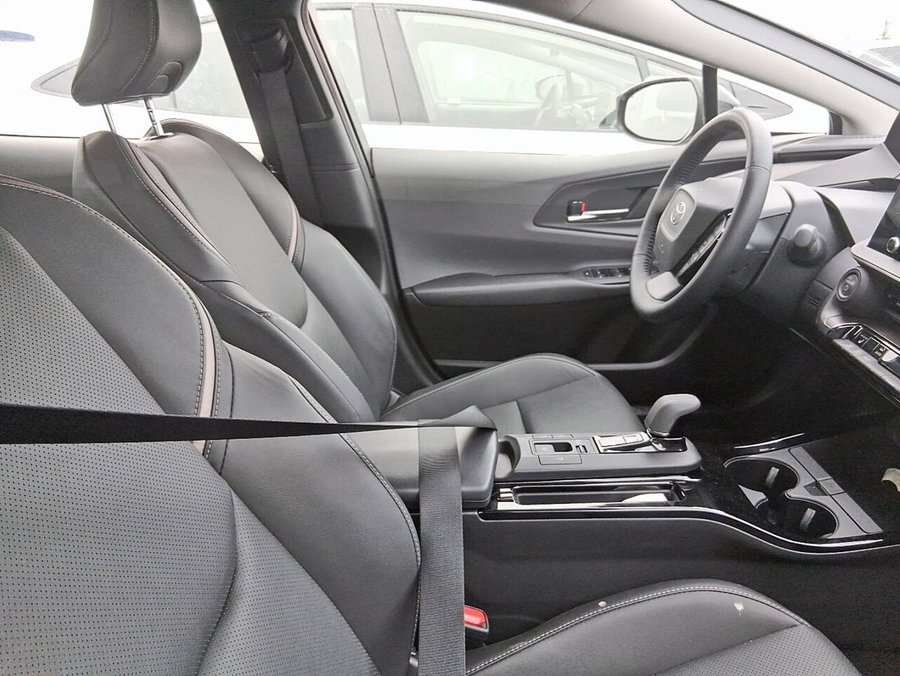 2025 Toyota Prius XLE HYBRIDE 2025 White