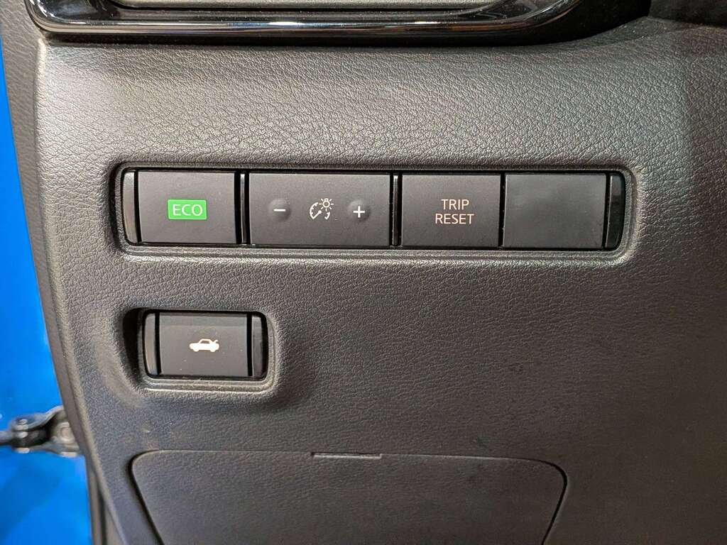 2021 Nissan Sentra SV CVT Blue Val-David - photo #30