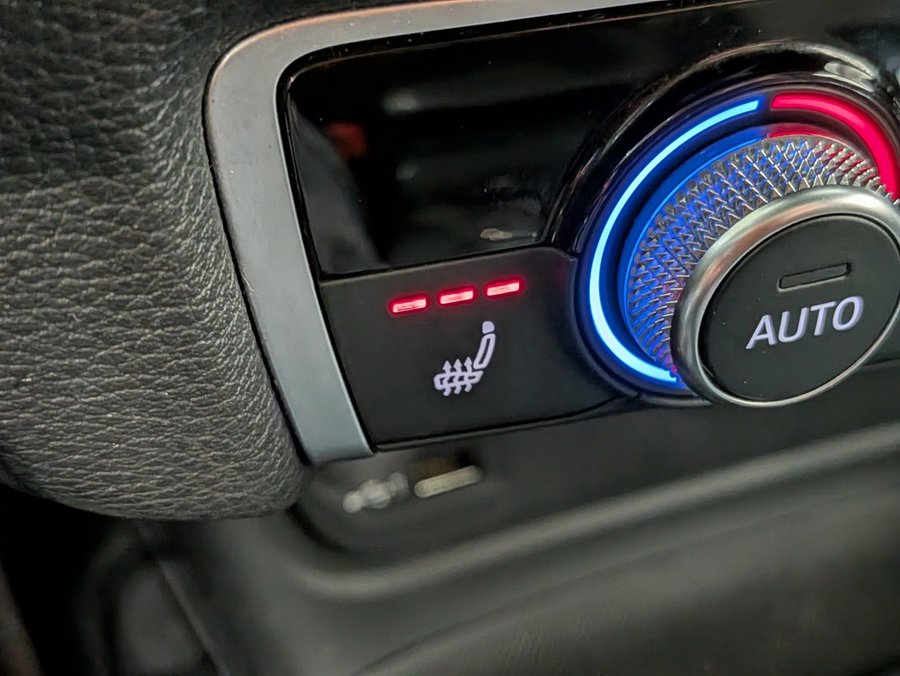 Audi A3 Sedan 2.0 TFSI quattro Komfort 2018 mauve