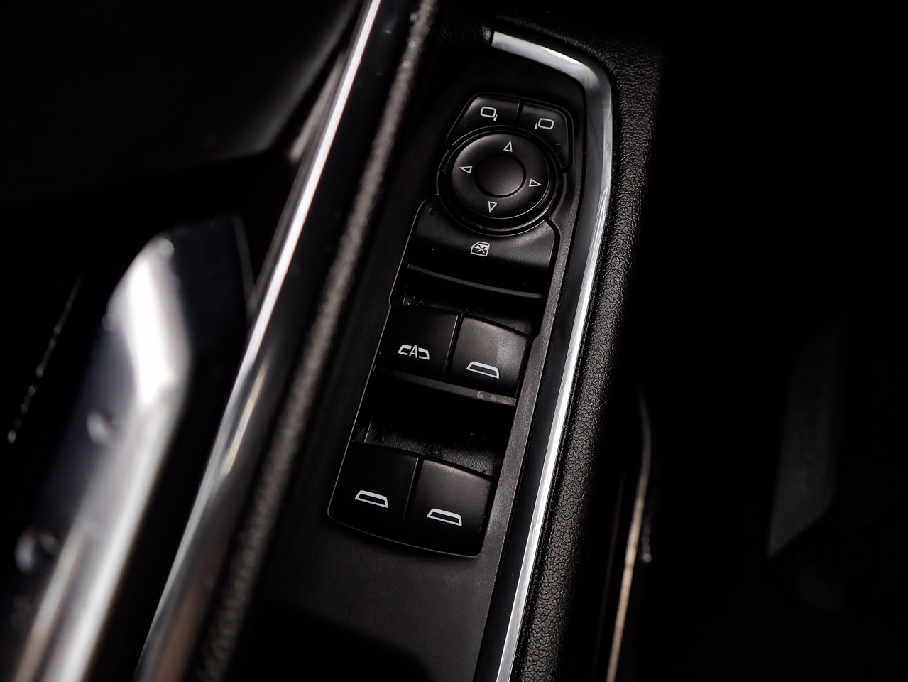 2024 Chevrolet Silverado 1500 4WD Crew Cab 147 RST Black Sherwood Park - photo #16