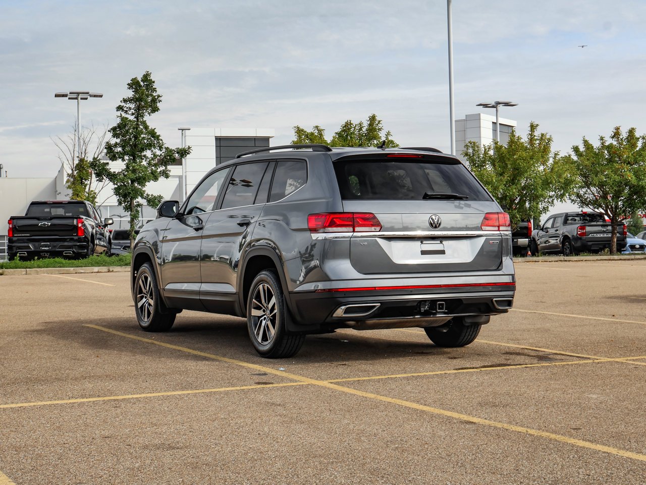 2022 Volkswagen Atlas Comfortline 3.6 FSI 4MOTION Grey Sherwood Park - photo #5