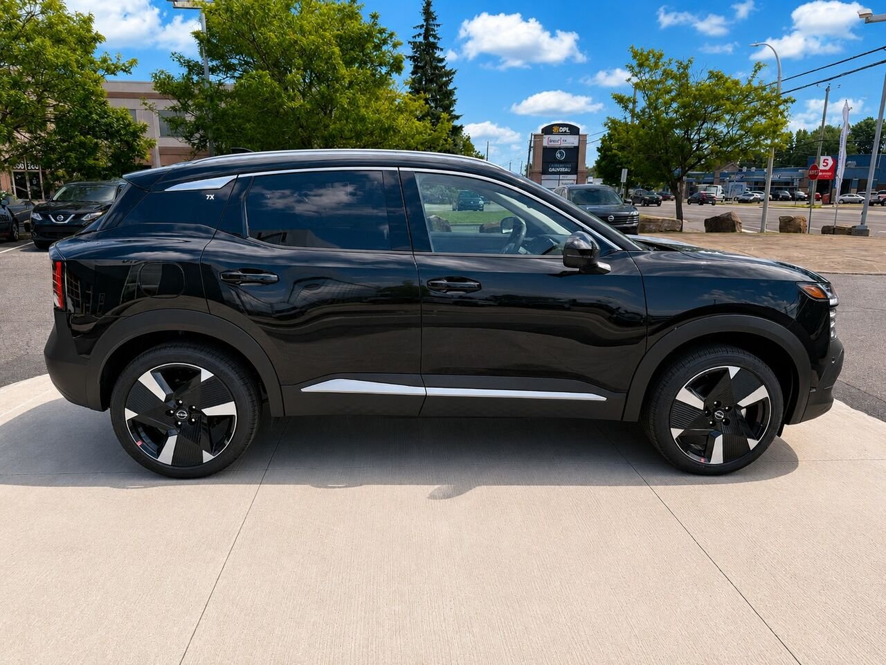NISSAN Kicks KICKS SR PRIVIL GE 2026 Super noir Châteauguay - photo #5