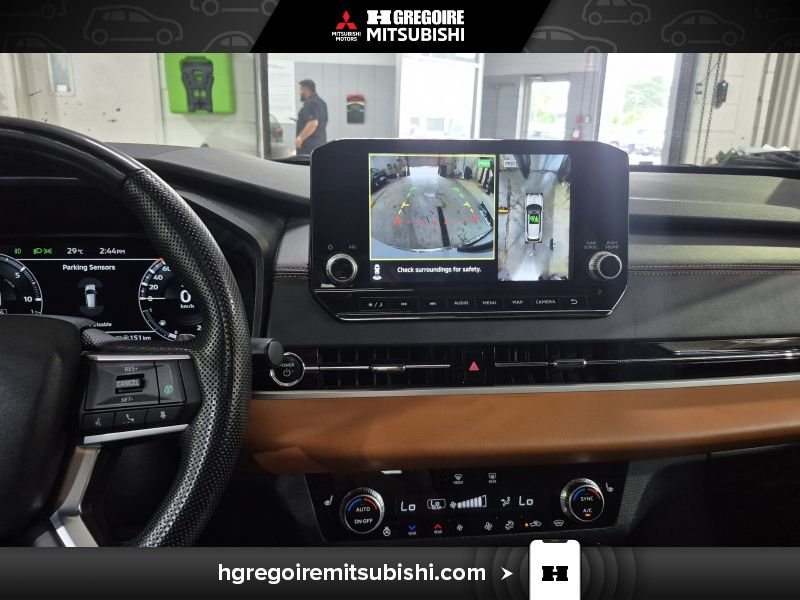 2023 Mitsubishi Outlander Plug-In Hybrid White Blainville - photo #26