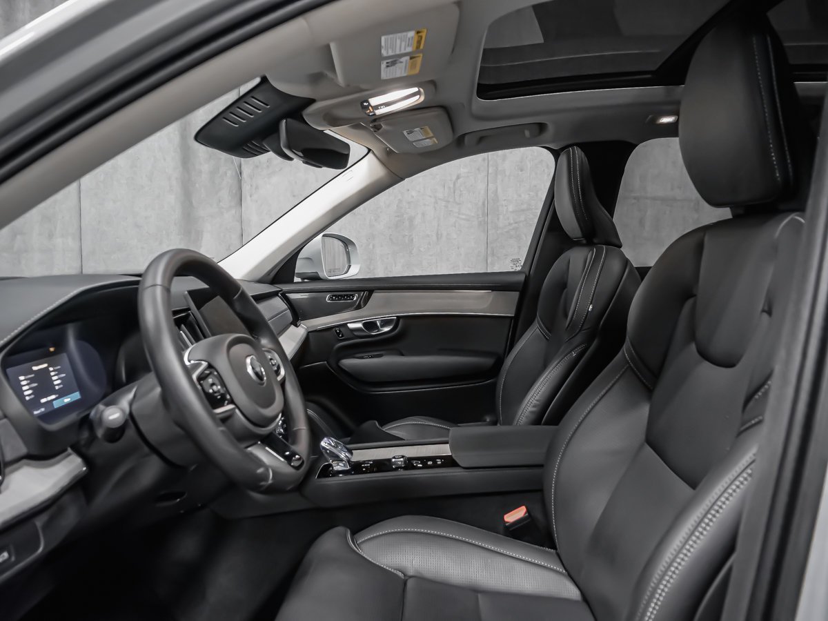 2026 Volvo XC90 B6 ULTRA BRIGHT HARMAN KARDON AFFICH. TÊTE HAUTE Grey Montreal - photo #15