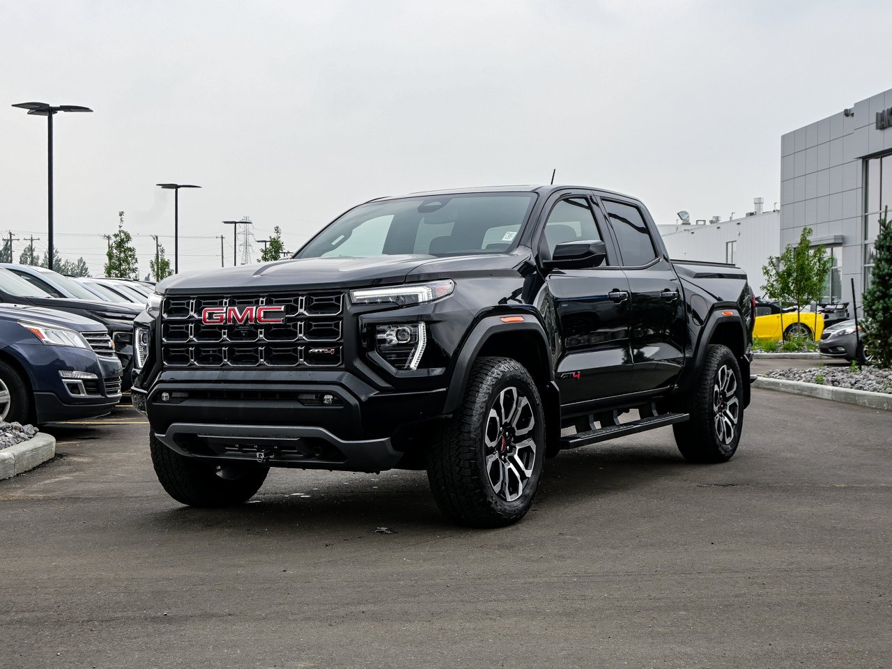 2025 GMC Canyon 4WD Crew Cab AT4 Black Sherwood Park - photo #3