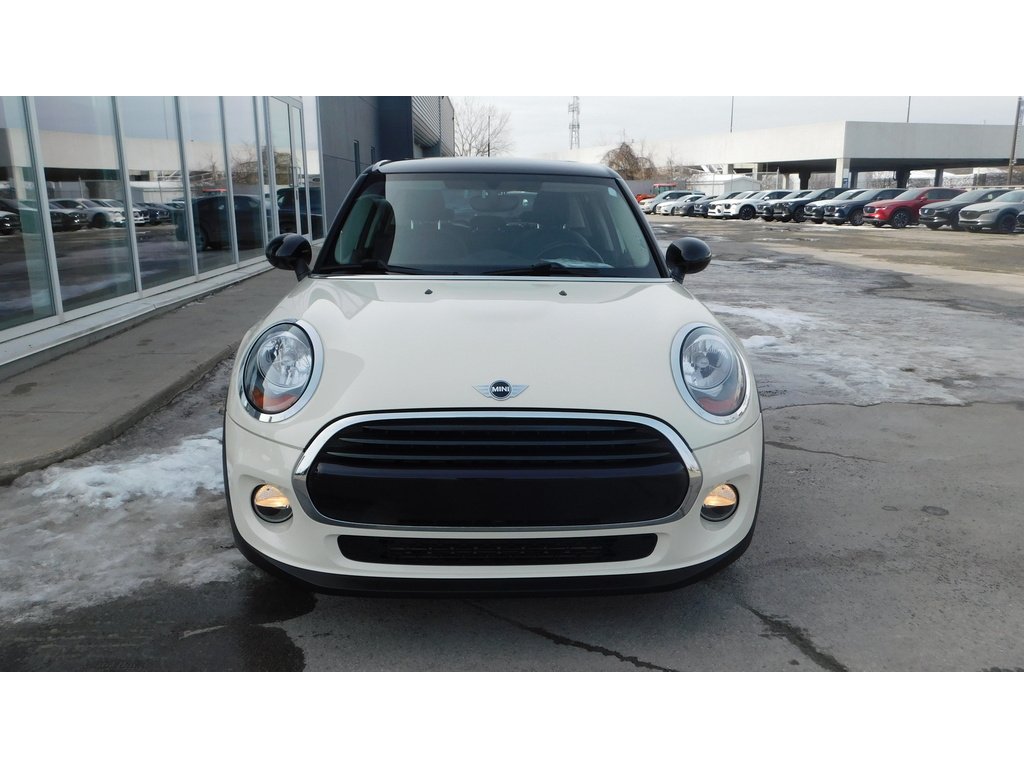 2018 MINI 5 Door Saint-Eustache - photo #1